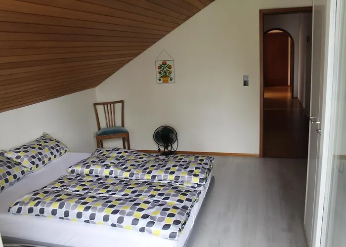 Blick Ins Gruene Apartment *